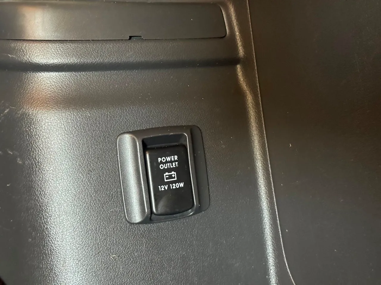 Vehicle image 26