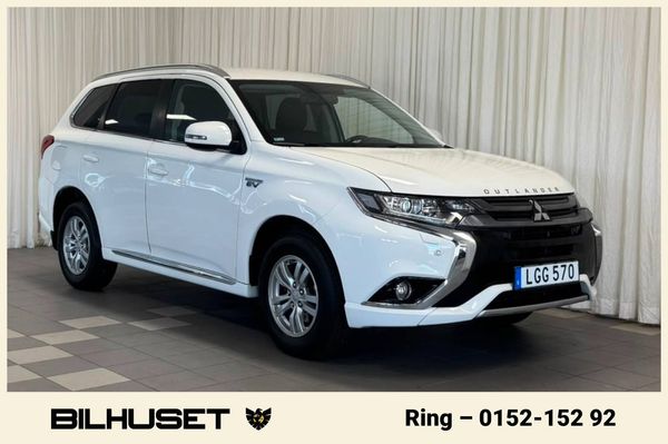 Mitsubishi Outlander PHEV CVT City Dragkrok B-Kamera Keyless - 2016