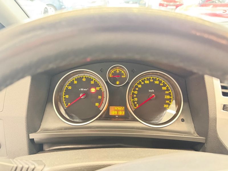 Opel Zafira bild 4