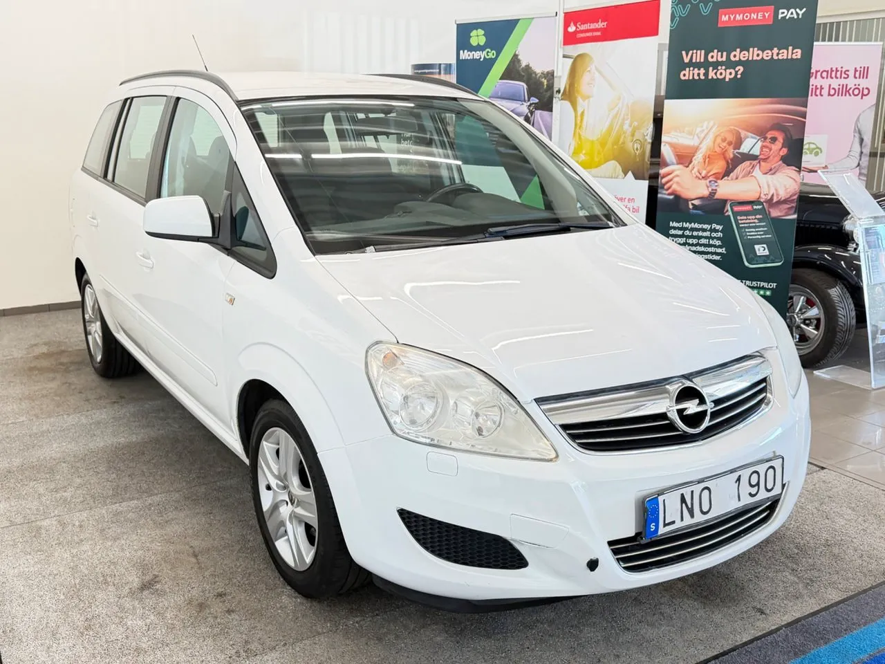 Vehicle image 1