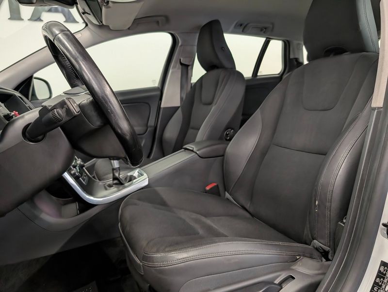 Volvo V60 bild 8