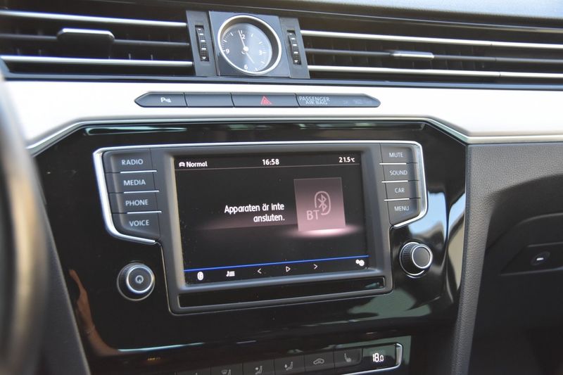 Volkswagen Passat bild 17