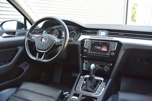 Volkswagen Passat bild 14
