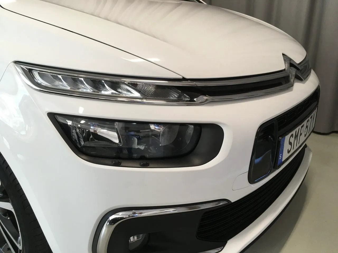 Vehicle image 22