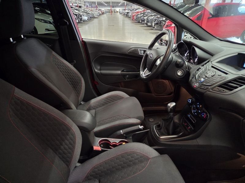 Ford Fiesta bild 4