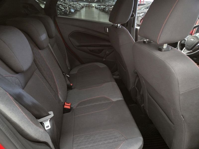 Ford Fiesta bild 5