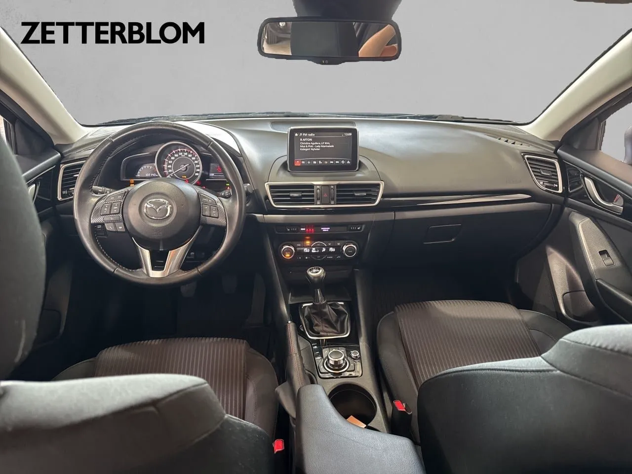 Vehicle image 9