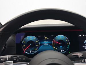 Mercedes E300 bild 18