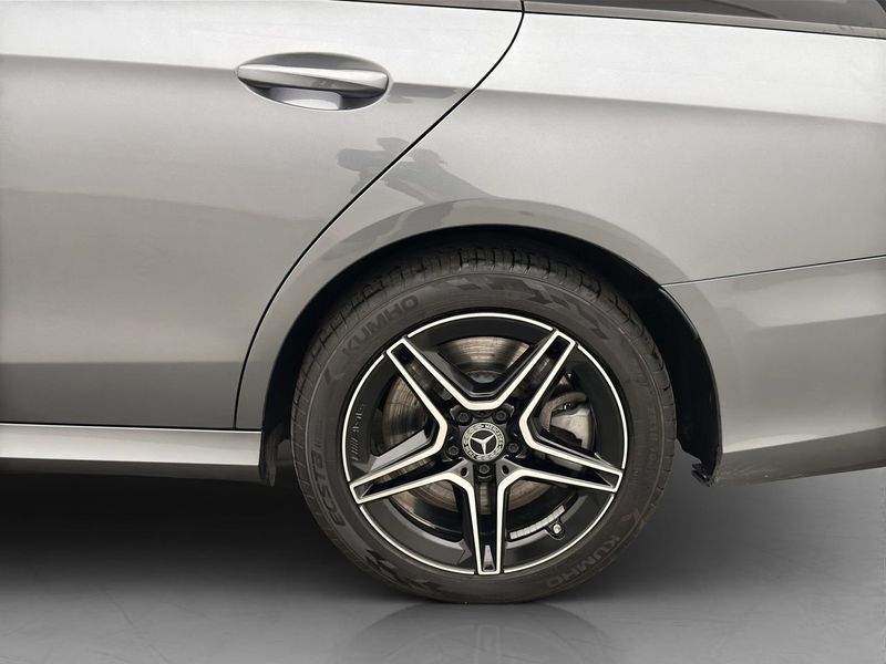 Mercedes E300 bild 32