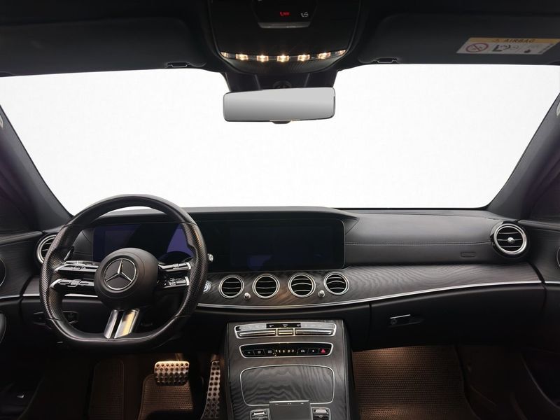 Mercedes E300 bild 13