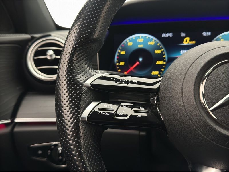 Mercedes E300 bild 17