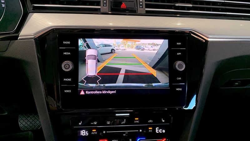 Volkswagen Passat bild 9