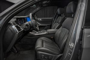 BMW X7 bild 6