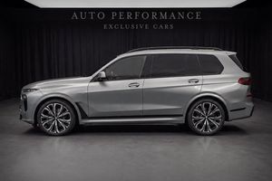 BMW X7 bild 2