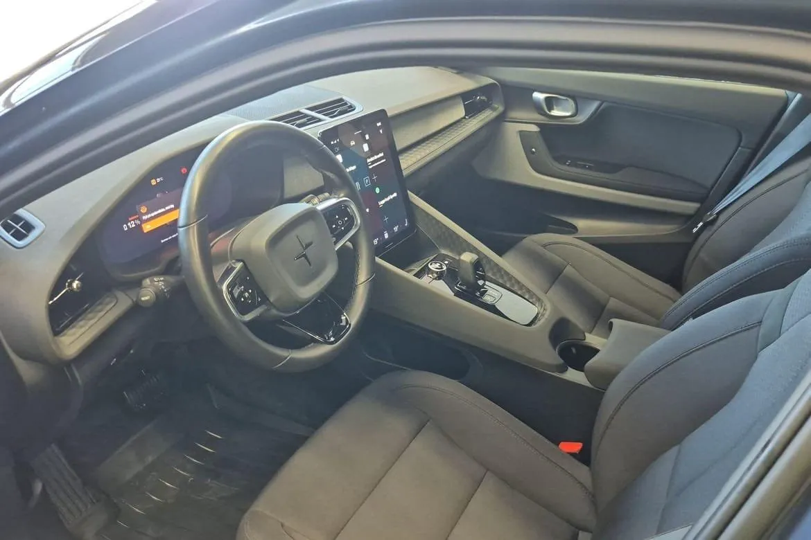 Vehicle image 22