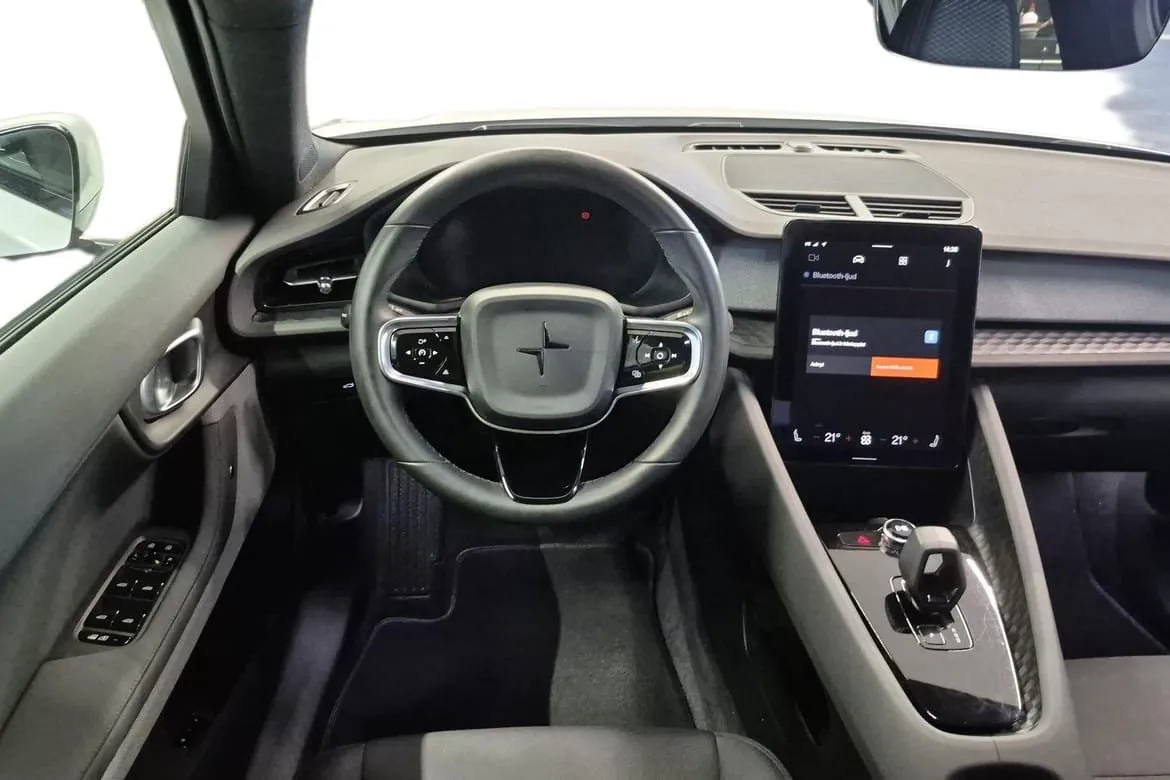 Vehicle image 21