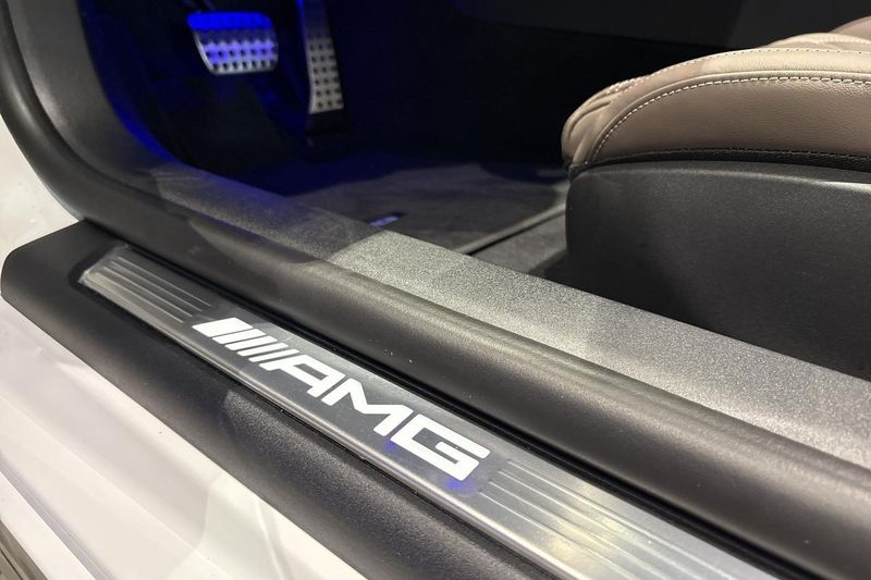 Mercedes SL63 AMG bild 12