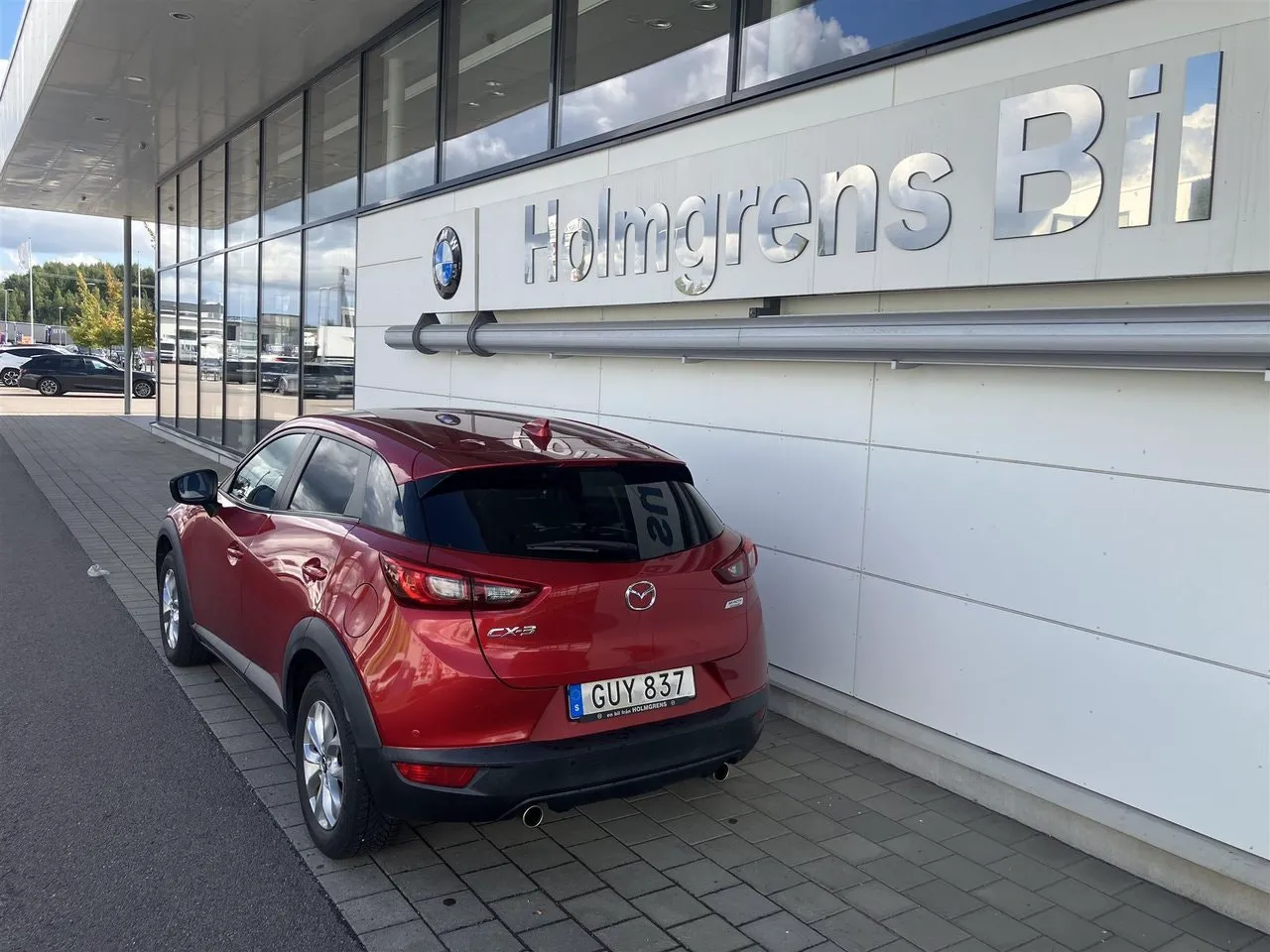 Vehicle image 1
