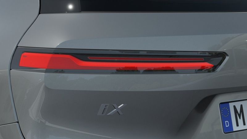 BMW iX bild 8