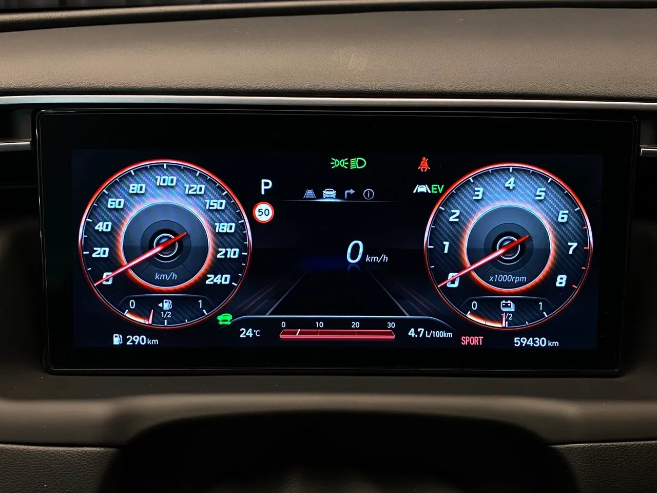 Vehicle image 21