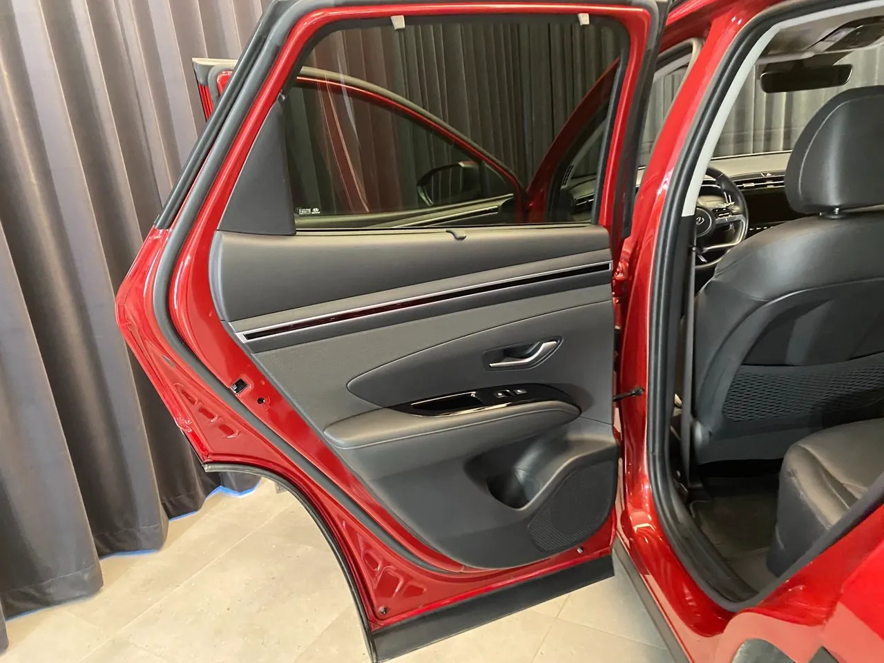 Vehicle image 31