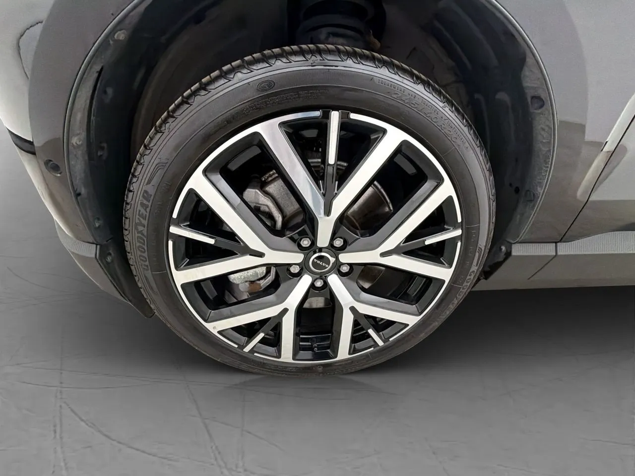 Vehicle image 33