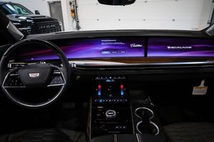 Cadillac ESCALADE bild 24