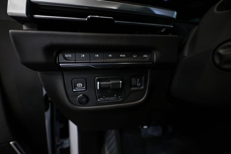 Cadillac ESCALADE bild 37