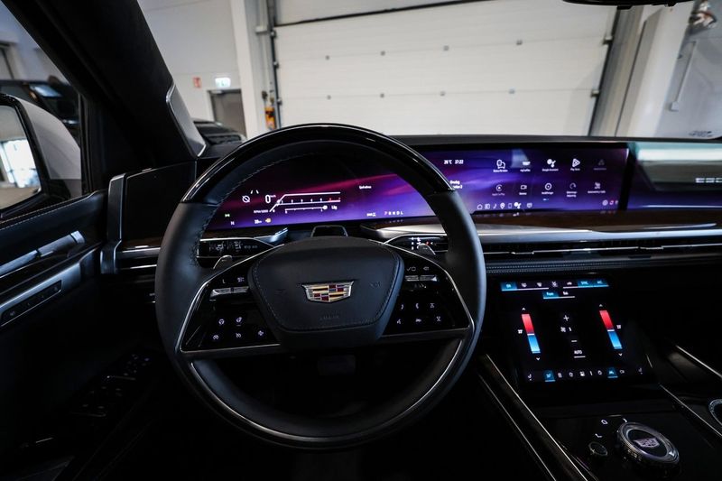 Cadillac ESCALADE bild 21