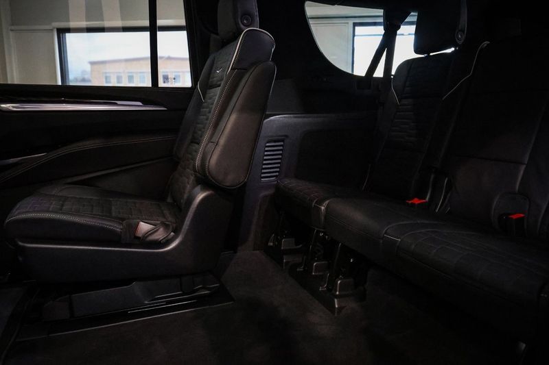 Cadillac ESCALADE bild 33