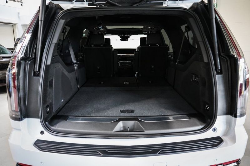 Cadillac ESCALADE bild 18