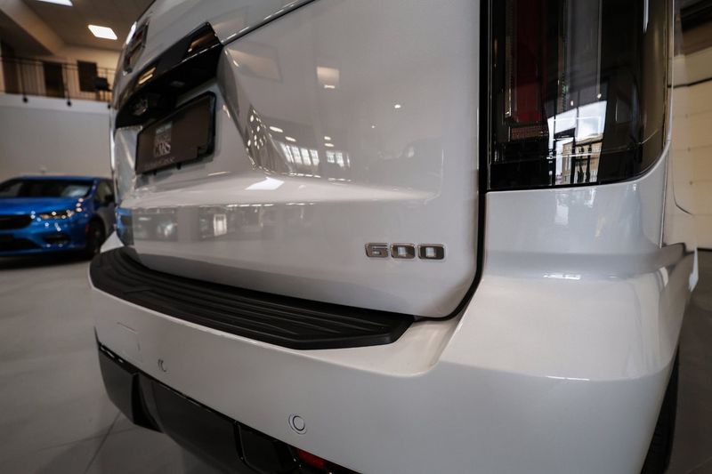 Cadillac ESCALADE bild 15