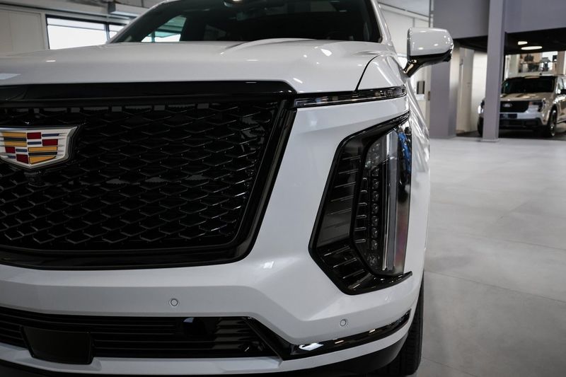 Cadillac ESCALADE bild 8