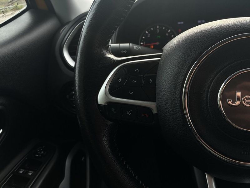 Jeep Renegade bild 18