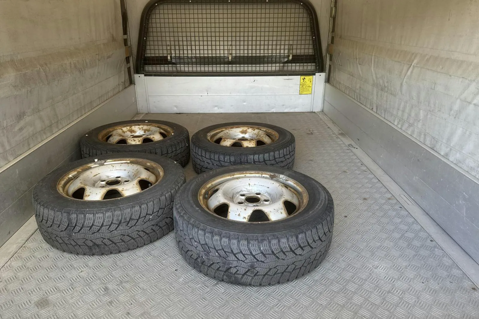Vehicle image 8