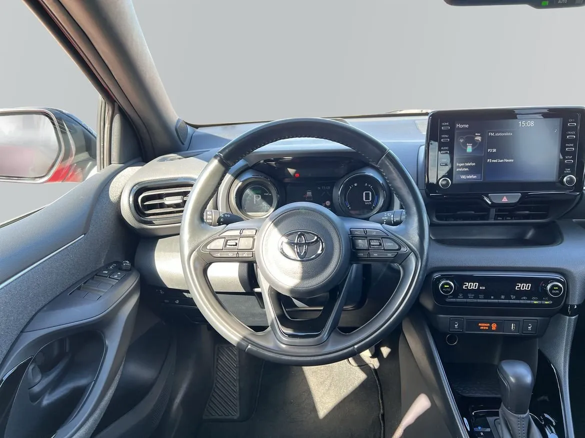 Vehicle image 7