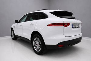Jaguar F-Pace bild 19