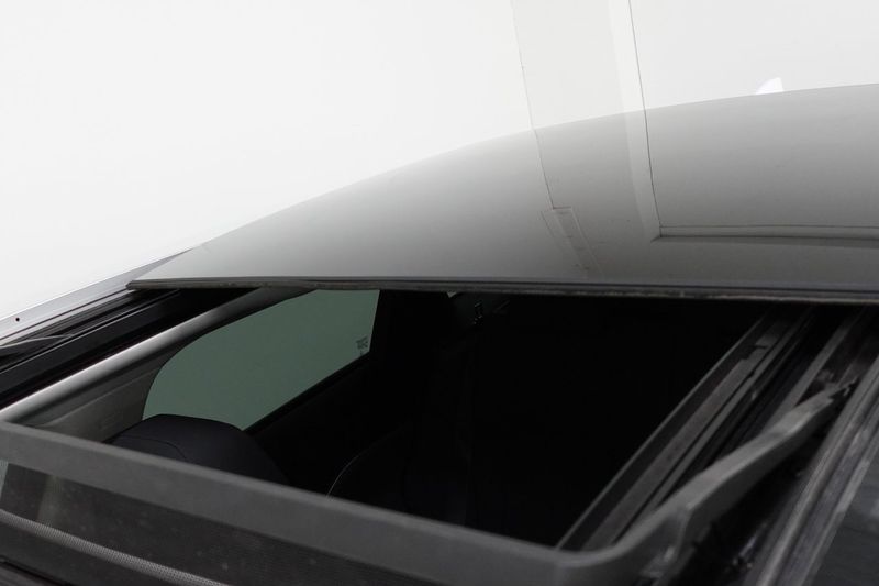Jaguar F-Pace bild 13