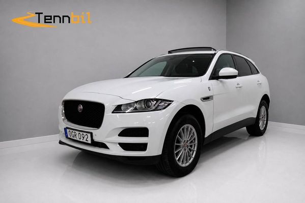 Jaguar F-Pace 20d AWD Panorama Meridian Kamera Navigator Nyserv - 2017