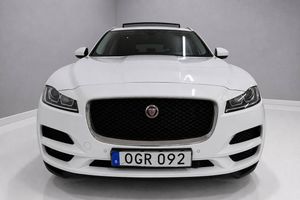 Jaguar F-Pace bild 3