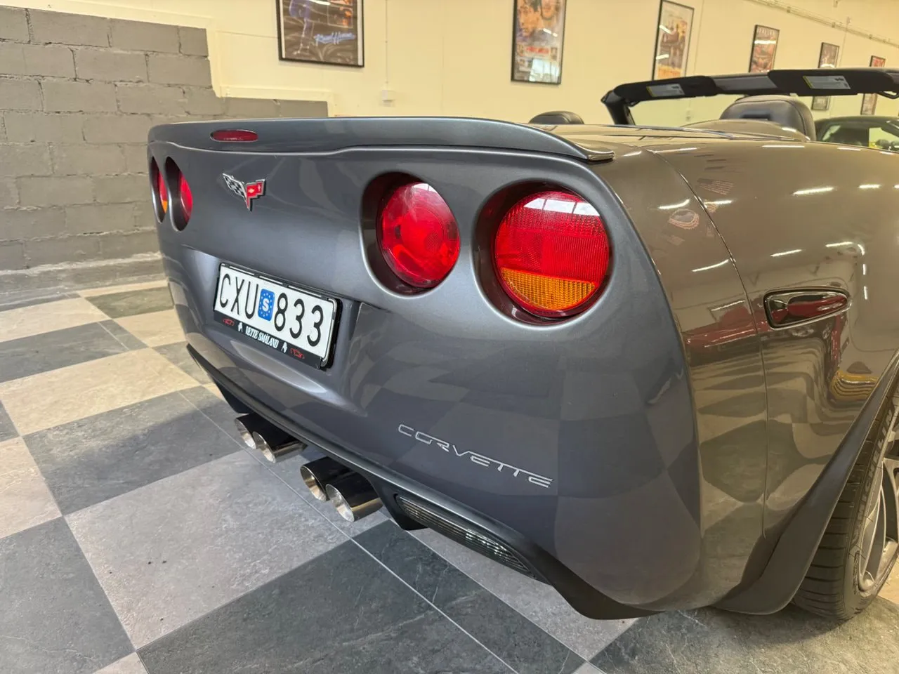 Vehicle image 20