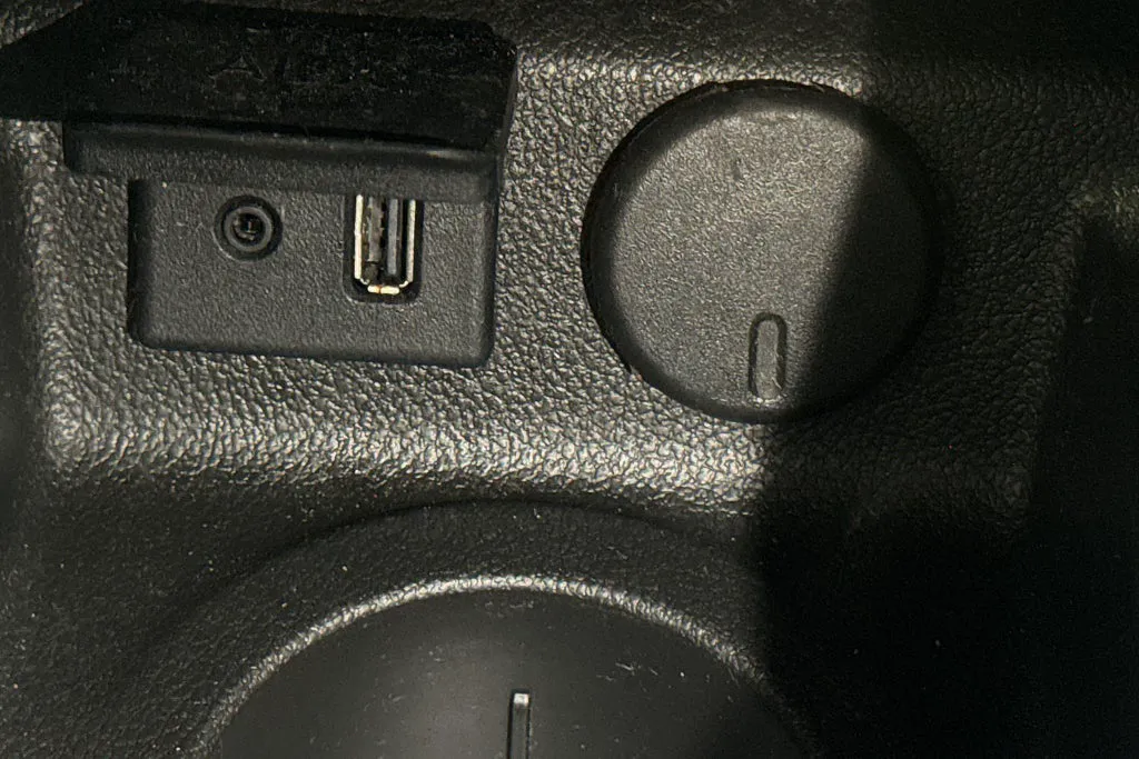 Vehicle image 18