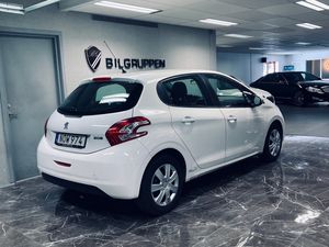 Peugeot 208 bild 4
