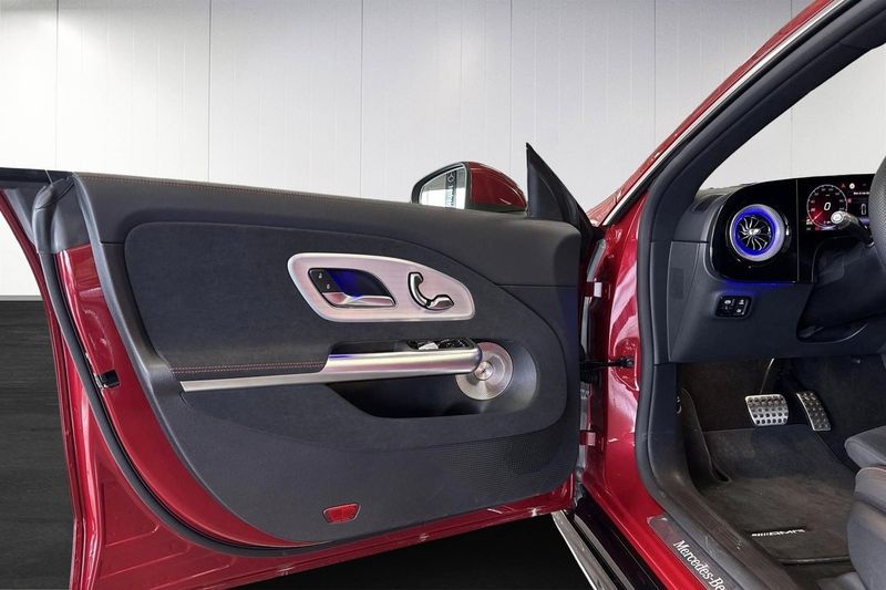 Mercedes CLA250 bild 6