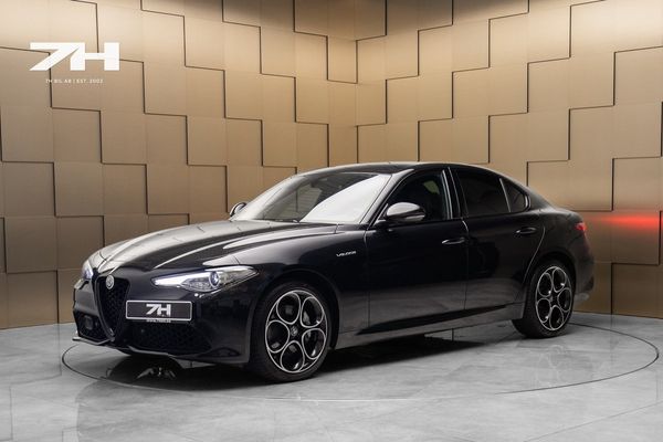 Alfa Romeo Giulia Veloce 2.0 280hk TURBO AWD / H&K / Kamera / Farthållare - 2022