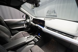 BMW iX1 bild 13