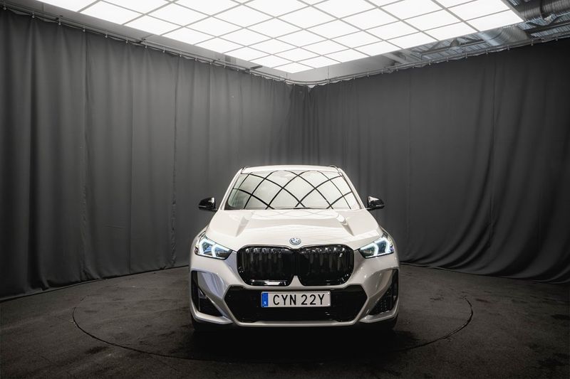 BMW iX1 bild 4