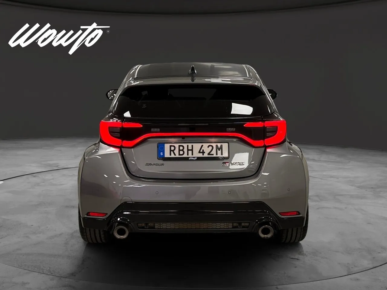 Vehicle image 4
