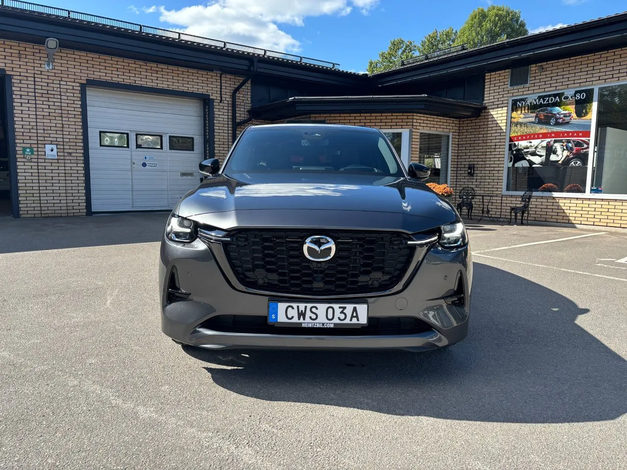 Vehicle image 7