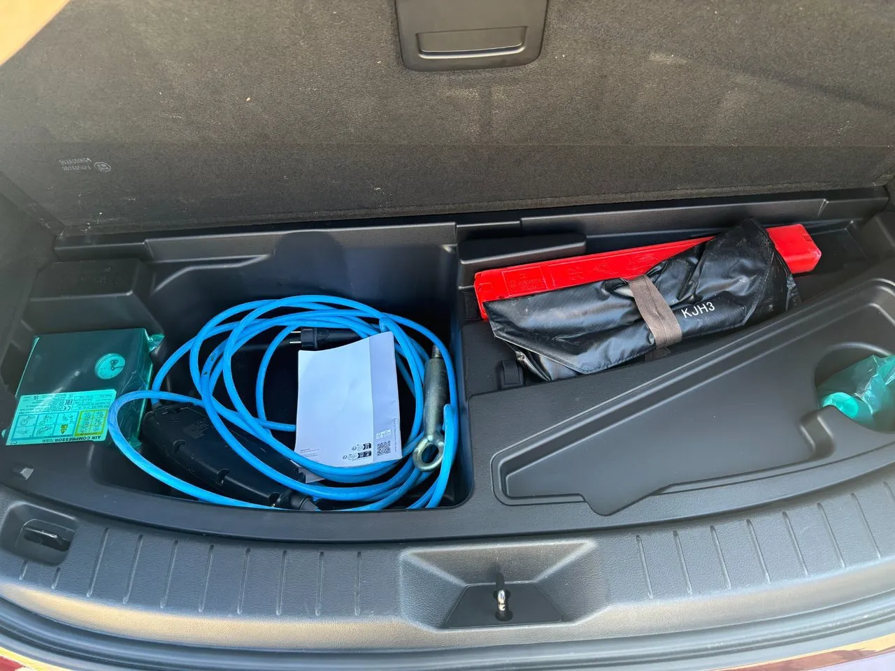 Vehicle image 30
